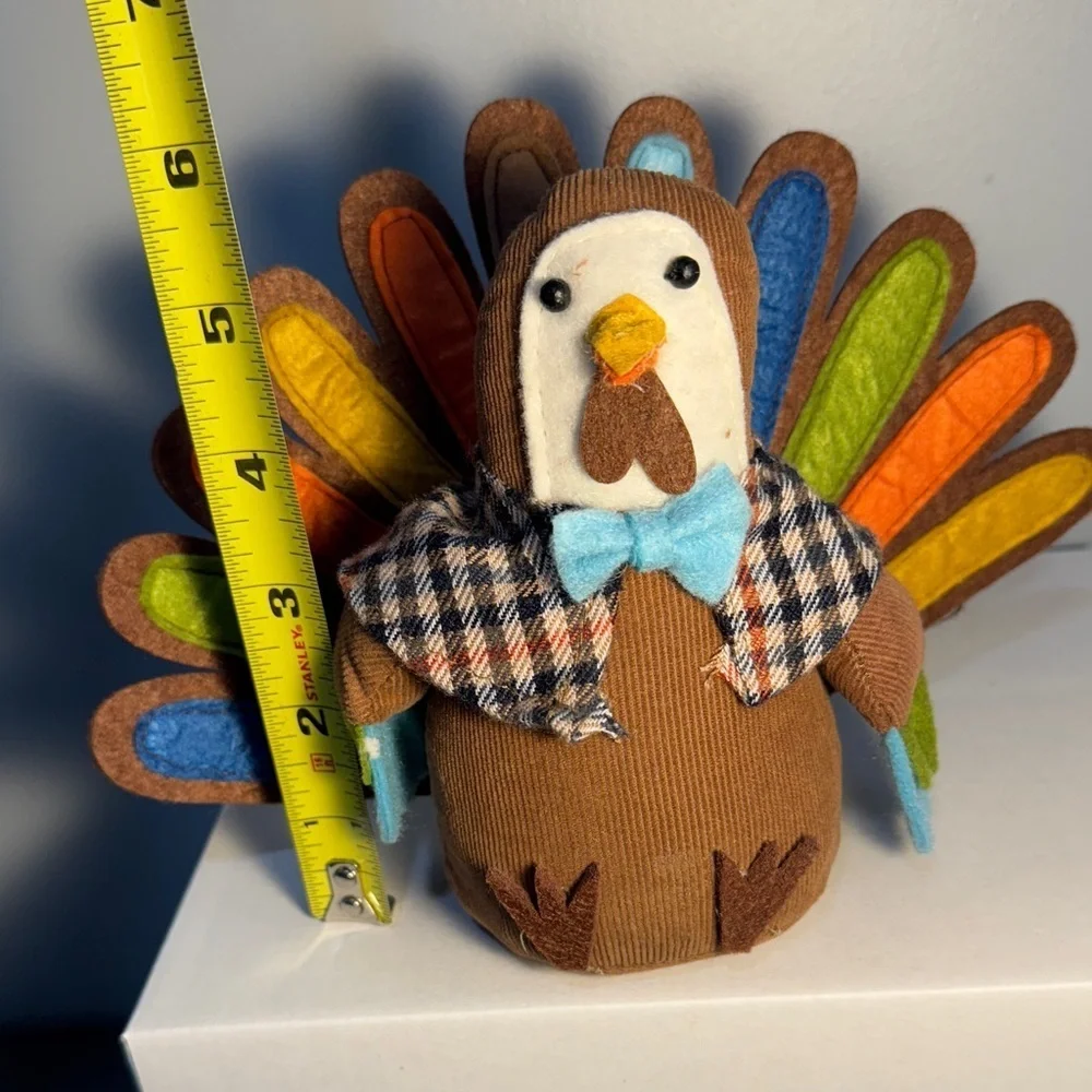 2017 Spritz Target Thanksgiving Sitting Turkey Felt Herringbone Scarf